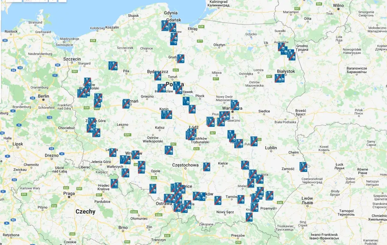 Mapa Polski z zaznaczonymi punktami kontrolnymi odcinkowy pomiar prędkości S8.