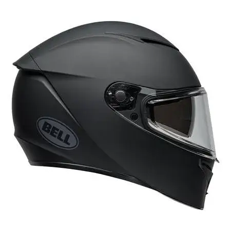 Kask motocyklowy do 800 zł: który model nie zawiedzie podczas całorocznej eksploatacji?